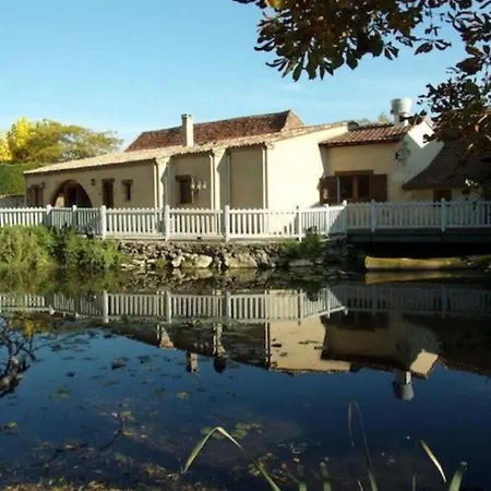 Le Moulin De Maduran 公寓